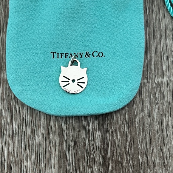 Tiffany & Co. cat charm - Picture 5 of 7